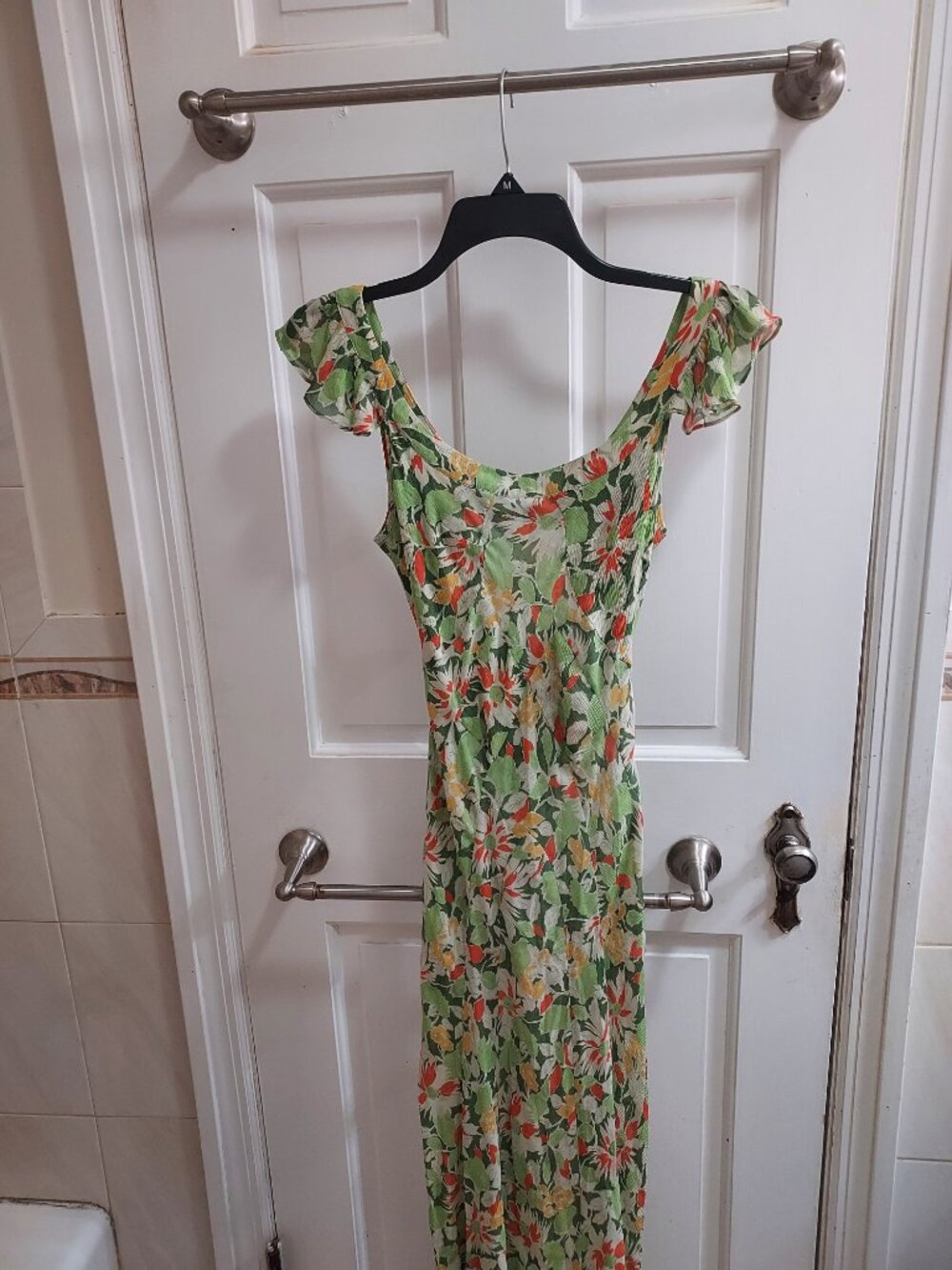 Realisation Par Lila Green Meadow Maxi Floral Sleeveless Scoop Neck Dress - Picture 4 of 10